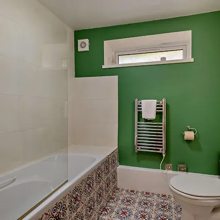 2 Bed In Keswick 28383