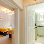 2 Bed In Keswick Oc-28383 Hébergement de vacances